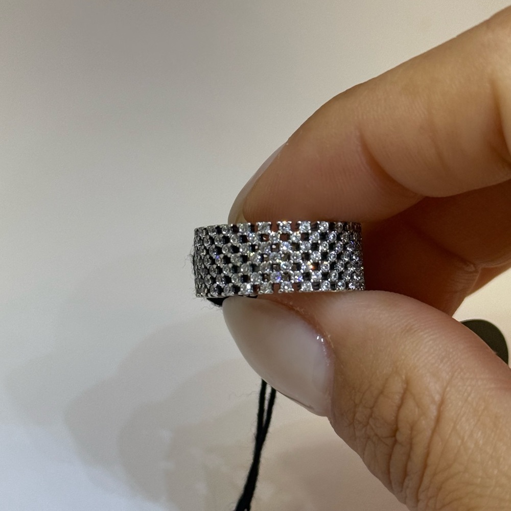 Silver Diamond Pattern Ring